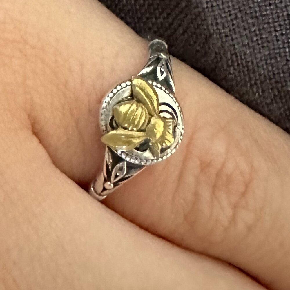 Signet Pinky Ring - Picture 4 of 5